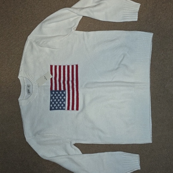 Hollister American Flag Sweater - Picture 5 of 8